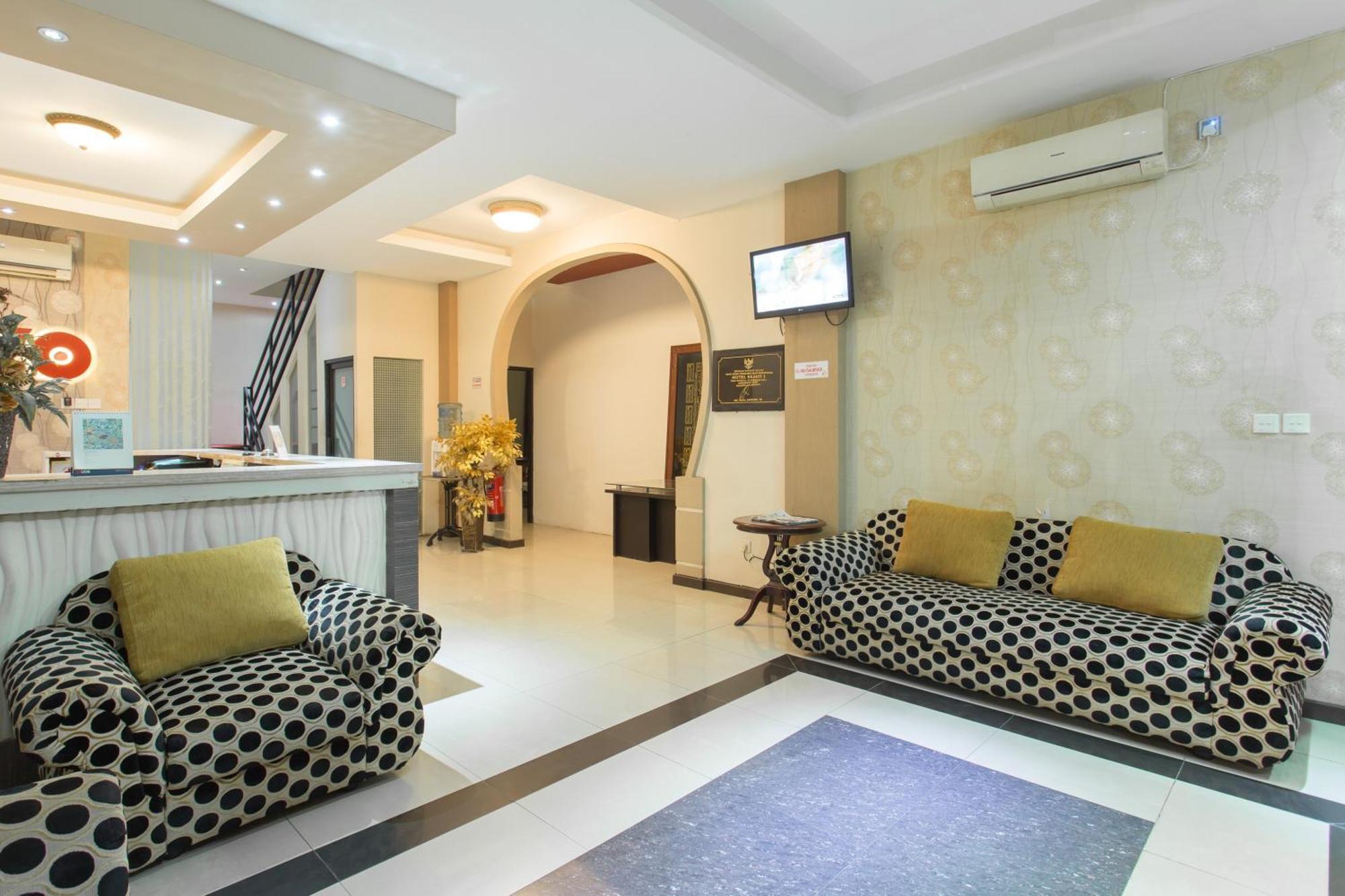 Oyo 663 Hotel Sejati Balikpapan  Esterno foto